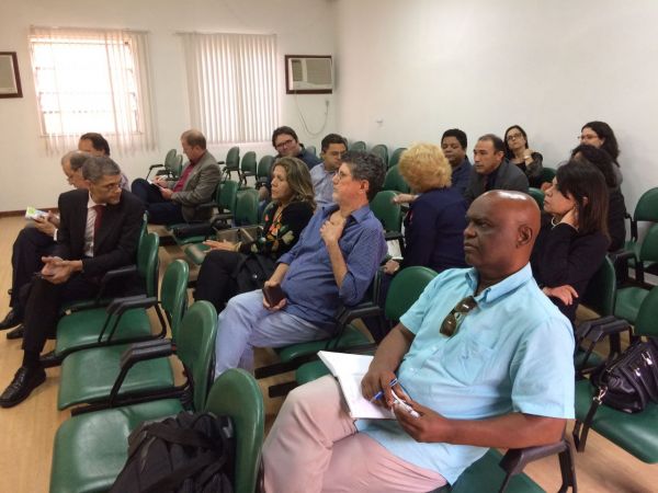Reunião da FENAFIM no RJ define eleições e posição da Federação no Congresso Nacional