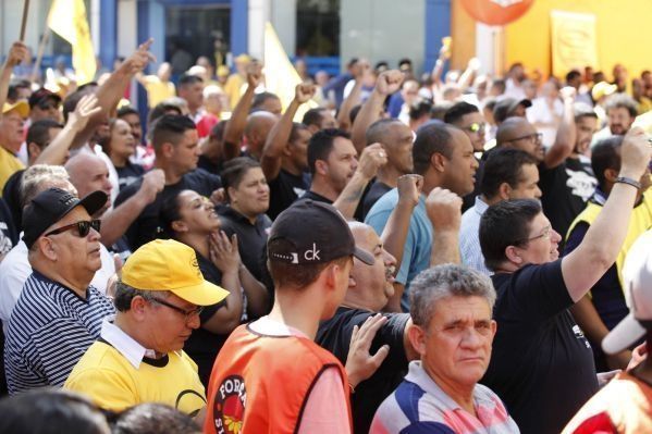 Servidores da Fazenda Municipal decidem sobre Greve Geral do dia 28